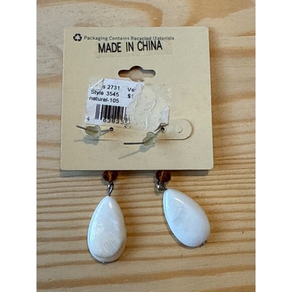 Bass G.H. Bass & Co. Brown & White Teardrop Mother of Pearl Dangle Earrings - Picture 2 of 3